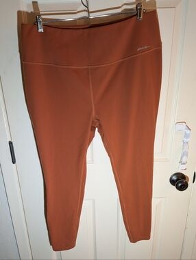 Tall 2XL Eddie Bauer Capri Leggings